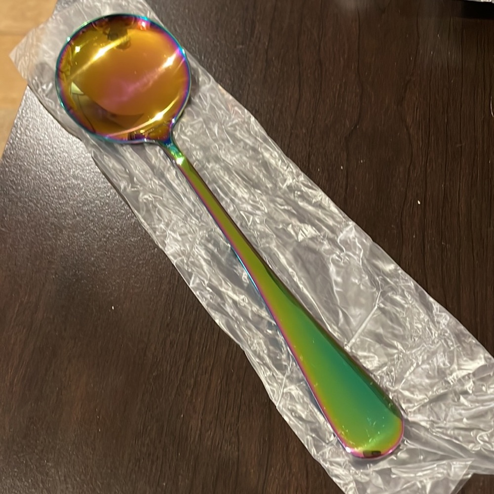 DupModere Spoon used for TRIM,Modere does not sell these Beauties-Chrome Rainbow